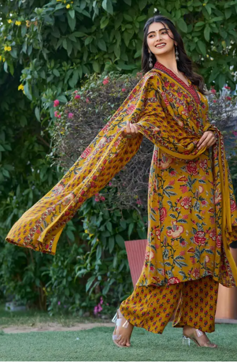 Floral Print Kurta, Salwar & Dupatta Set
