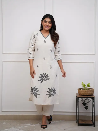 Women Cotton Blend Kurta Pant Set