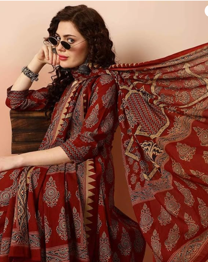 KLOSIA Women Printed Kurta and Pant Set with Dupatta